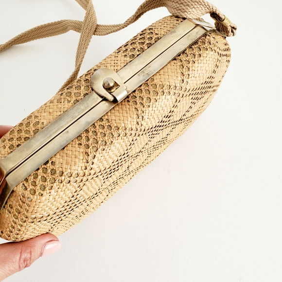 Woven Italian Pattern Crossbody Bag in Tan - Picture 4 of 12